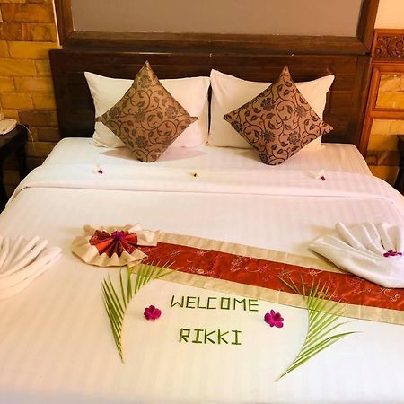 160 Angkor Villa Siem Reap Dış mekan fotoğraf