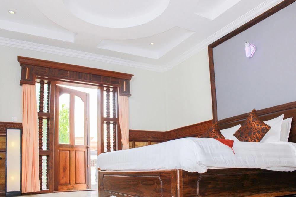 160 Angkor Villa Siem Reap Dış mekan fotoğraf